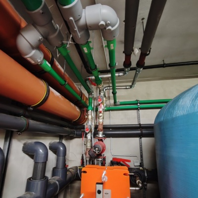 Hőcserélő telepítés gépházban